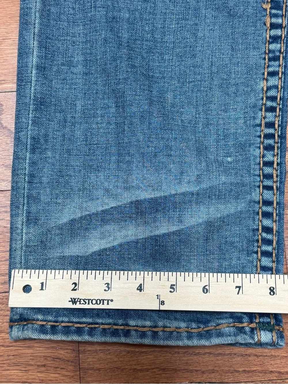 True Religion Men’s Ricky Relaxed Straight Jeans Thick Stitch Flap Pockets 36x32